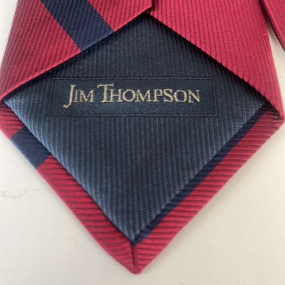 Jim Thompson 100% Silk Red & Blue Striped Tie - Picture 4 of 7